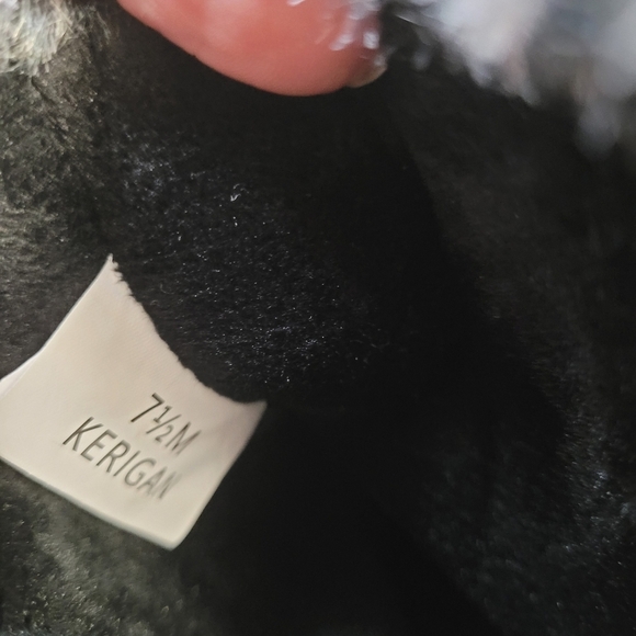 Women's Gray and Black Winter Boots - Picture 7 of 10